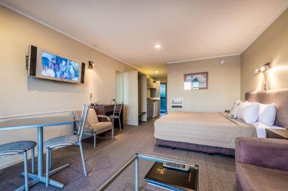 Spa Studio Lake View