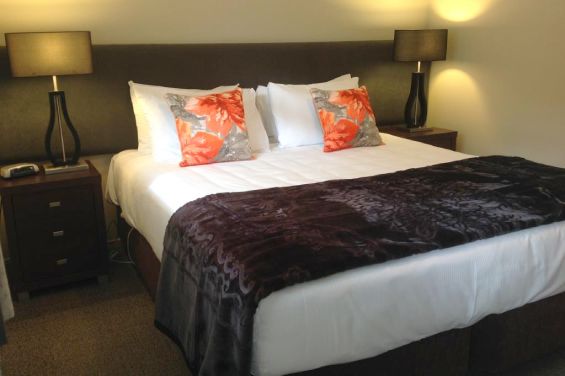 One Bedroom Lake View Suite